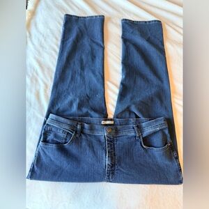 Lee Classic Fit Straight Leg Jeans Womens 22W Medium Wash Denim